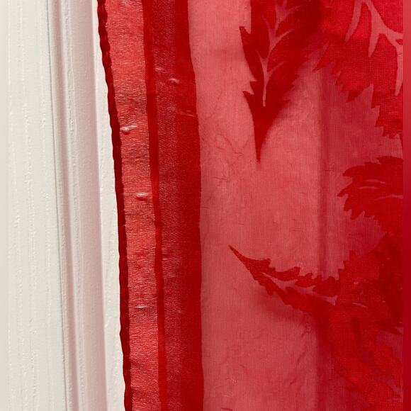 Vintage Chiffon Red Sheer Scarf Paisley Feathered Scroll Wrap Gothic Vampire - Picture 5 of 5